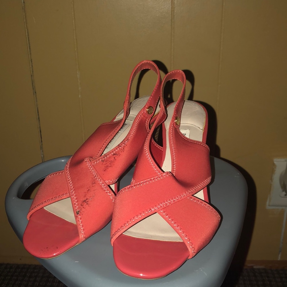 Wedge heels